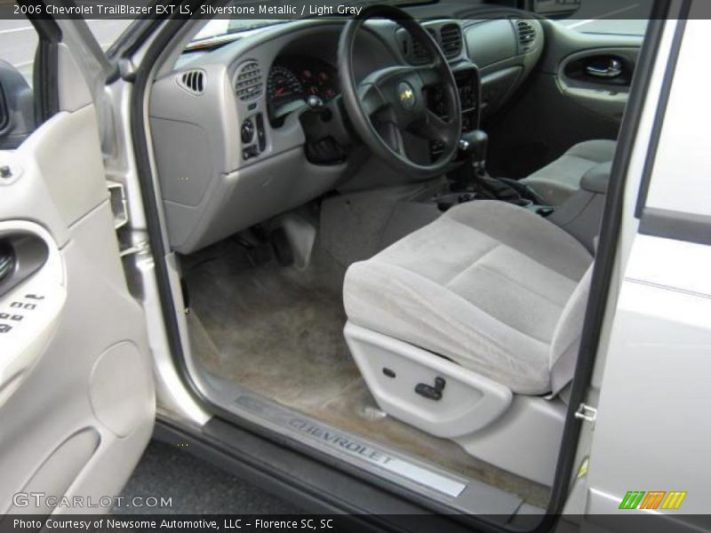 Silverstone Metallic / Light Gray 2006 Chevrolet TrailBlazer EXT LS