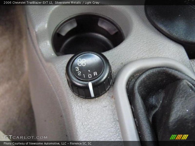 Silverstone Metallic / Light Gray 2006 Chevrolet TrailBlazer EXT LS