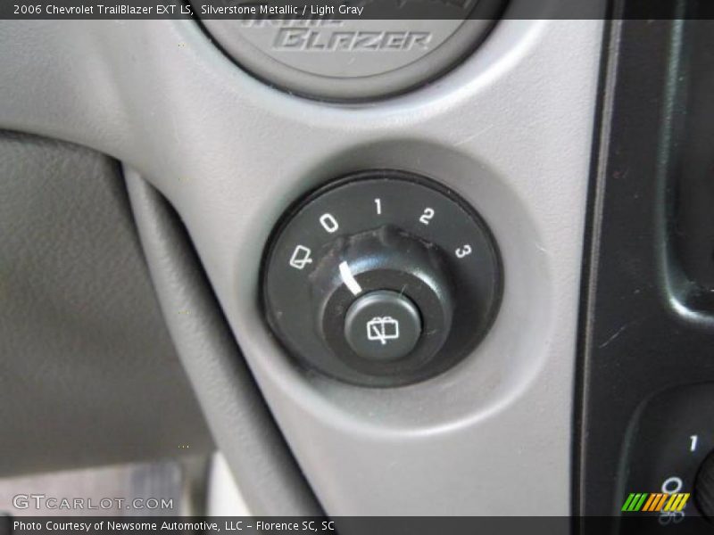 Silverstone Metallic / Light Gray 2006 Chevrolet TrailBlazer EXT LS