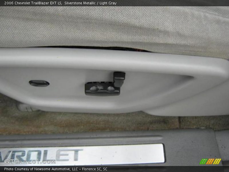 Silverstone Metallic / Light Gray 2006 Chevrolet TrailBlazer EXT LS