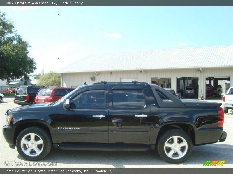 Black / Ebony 2007 Chevrolet Avalanche LTZ