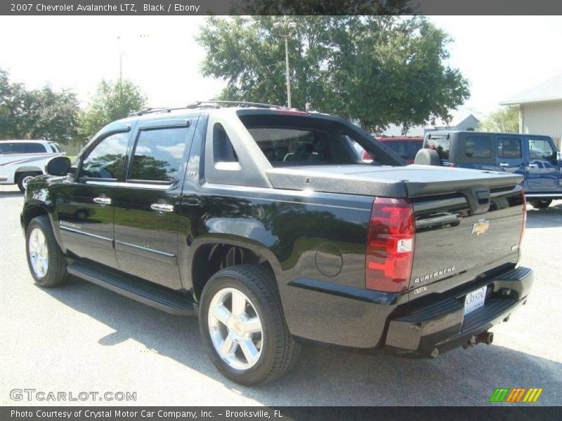 Black / Ebony 2007 Chevrolet Avalanche LTZ