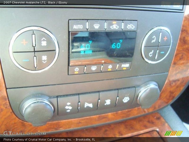 Black / Ebony 2007 Chevrolet Avalanche LTZ