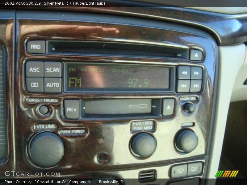 Silver Metallic / Taupe/LightTaupe 2002 Volvo S80 2.9