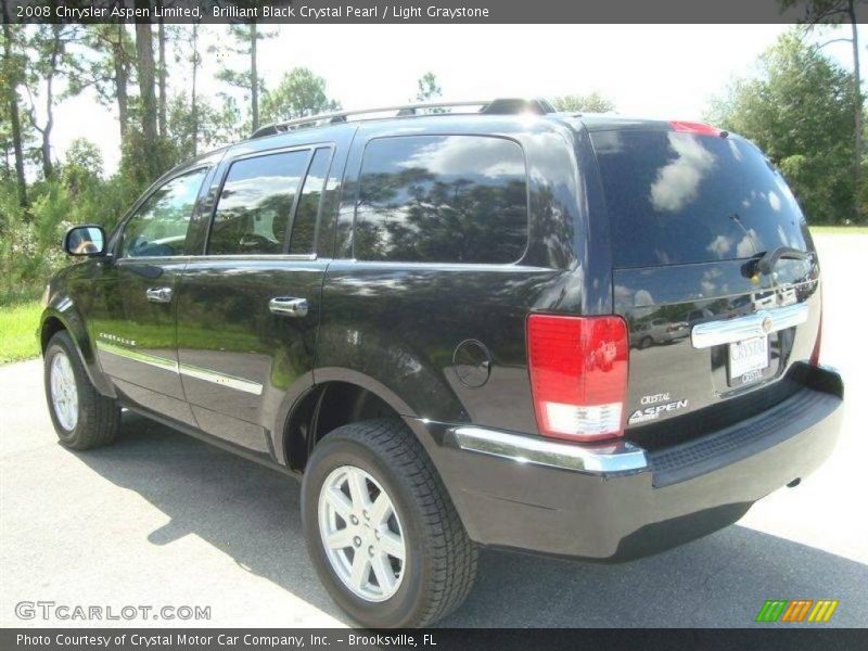 Brilliant Black Crystal Pearl / Light Graystone 2008 Chrysler Aspen Limited