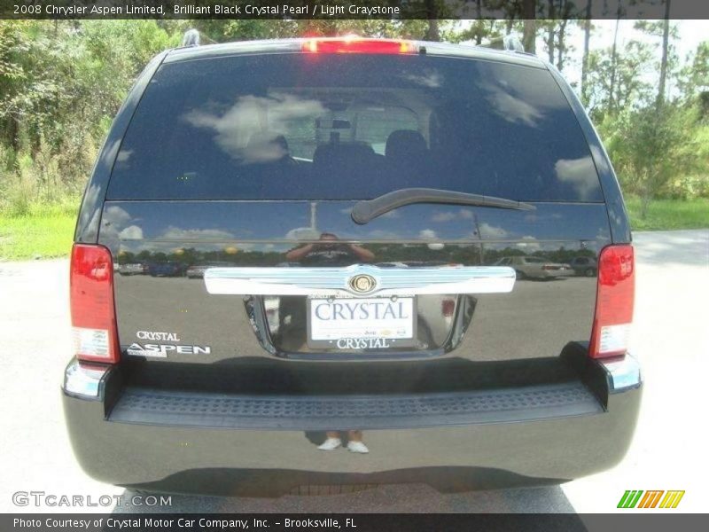 Brilliant Black Crystal Pearl / Light Graystone 2008 Chrysler Aspen Limited