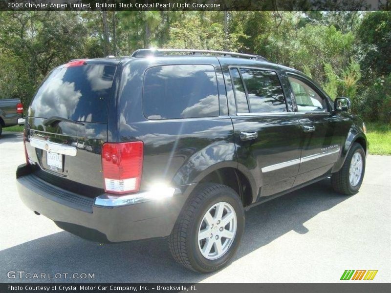Brilliant Black Crystal Pearl / Light Graystone 2008 Chrysler Aspen Limited