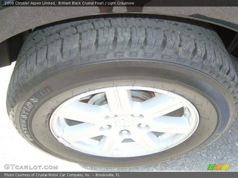 Brilliant Black Crystal Pearl / Light Graystone 2008 Chrysler Aspen Limited
