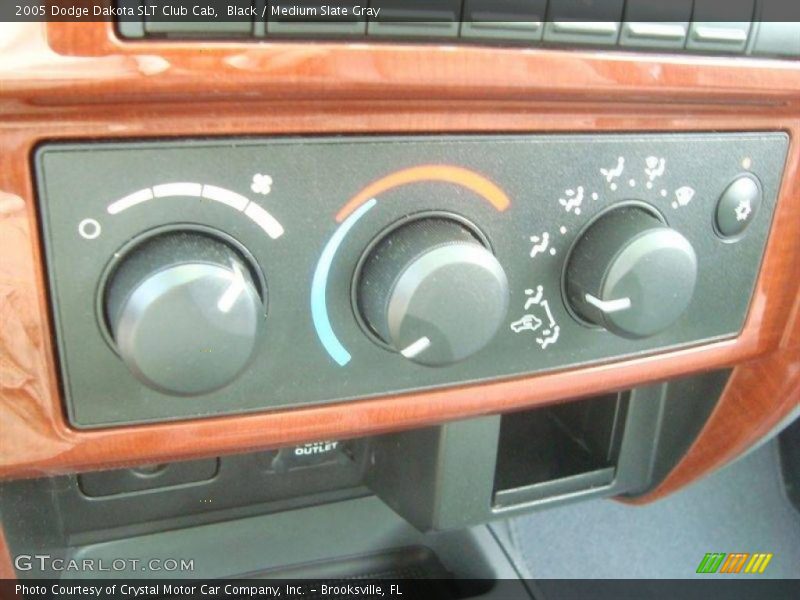 Black / Medium Slate Gray 2005 Dodge Dakota SLT Club Cab