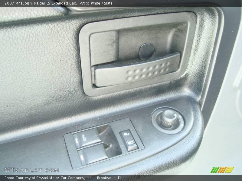Arctic White / Slate 2007 Mitsubishi Raider LS Extended Cab