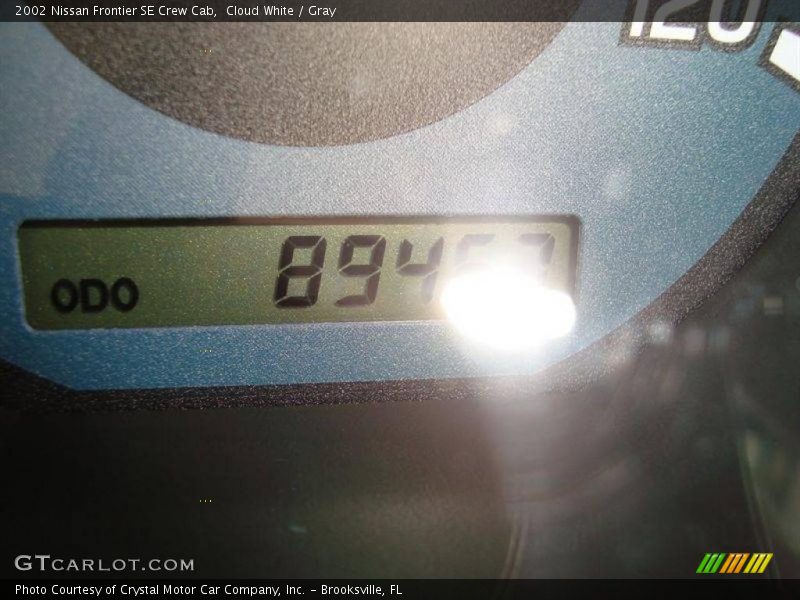 Cloud White / Gray 2002 Nissan Frontier SE Crew Cab