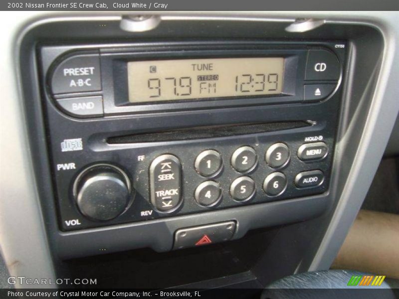 Cloud White / Gray 2002 Nissan Frontier SE Crew Cab