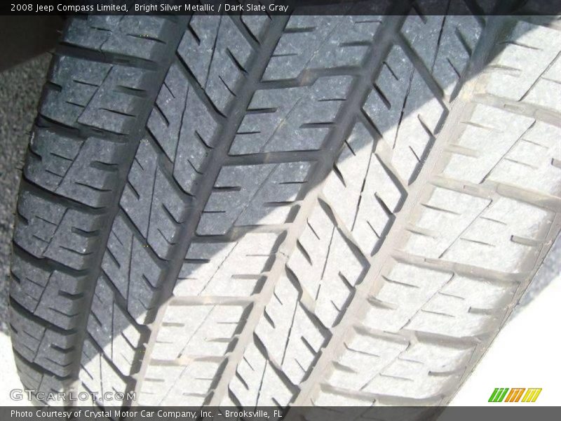 Bright Silver Metallic / Dark Slate Gray 2008 Jeep Compass Limited