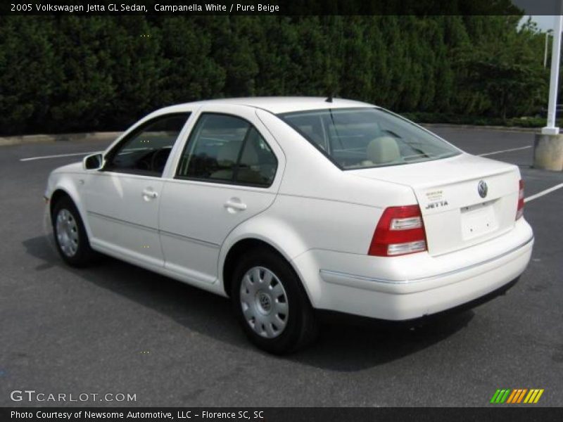 Campanella White / Pure Beige 2005 Volkswagen Jetta GL Sedan