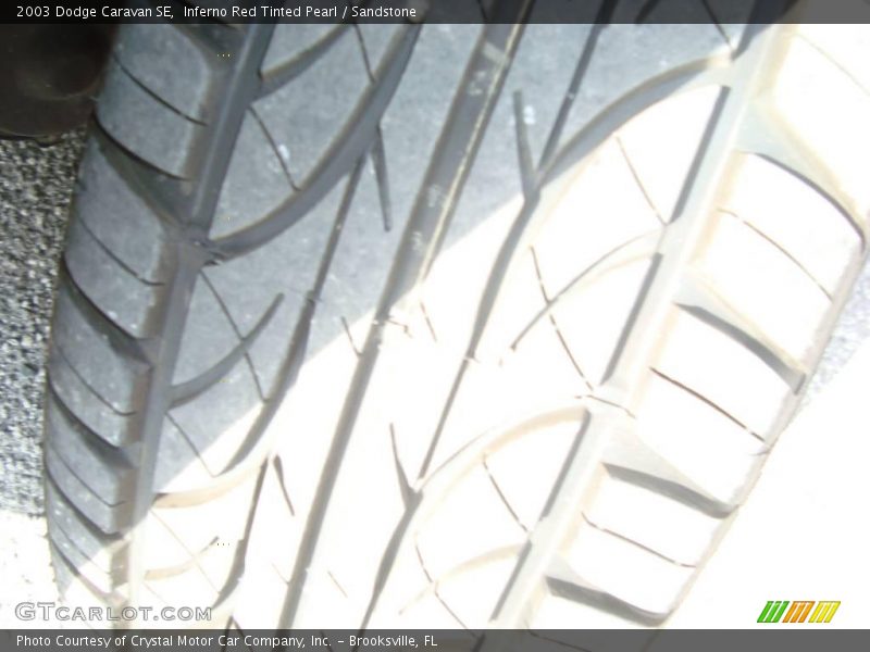 Inferno Red Tinted Pearl / Sandstone 2003 Dodge Caravan SE