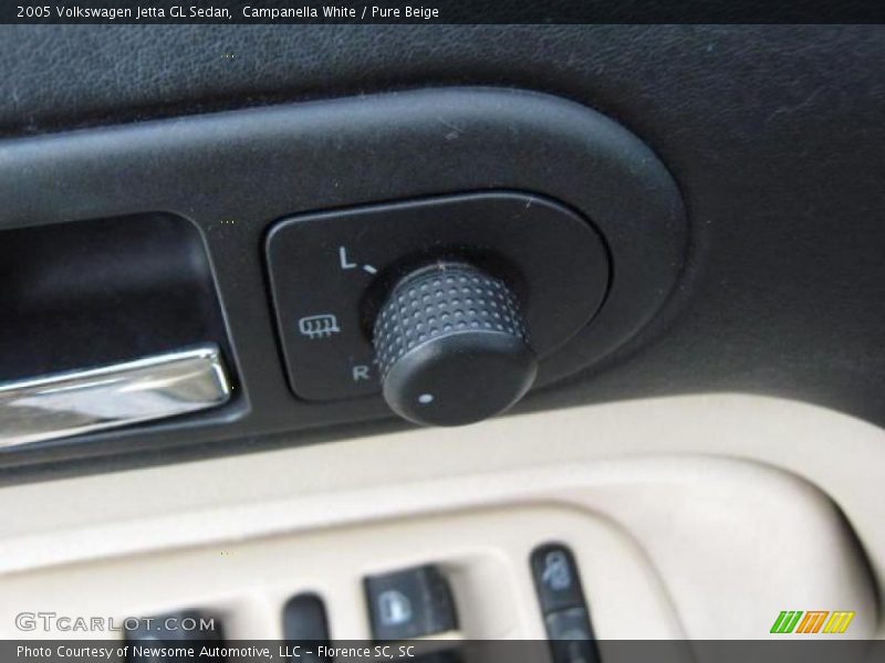 Campanella White / Pure Beige 2005 Volkswagen Jetta GL Sedan