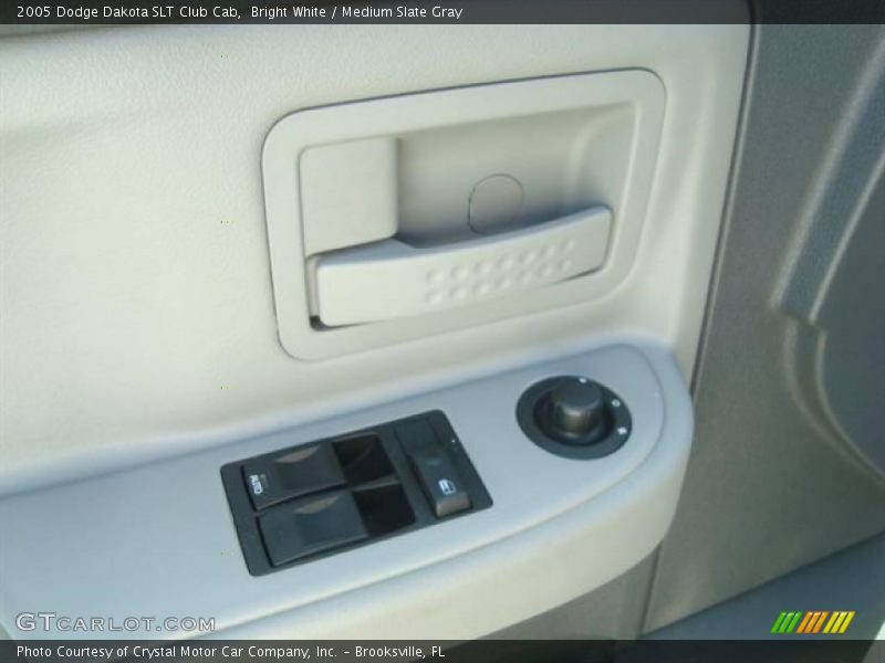Bright White / Medium Slate Gray 2005 Dodge Dakota SLT Club Cab