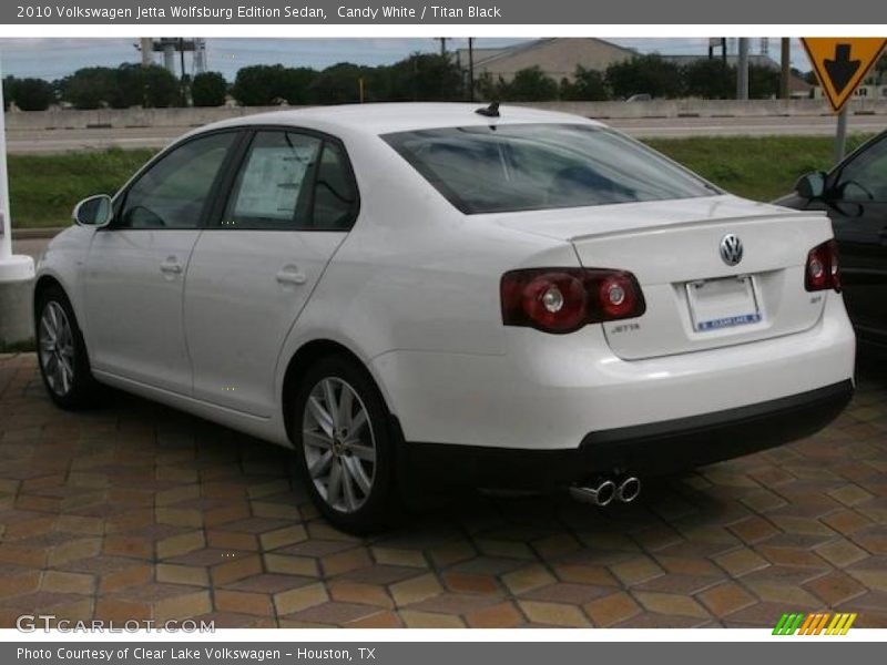 Candy White / Titan Black 2010 Volkswagen Jetta Wolfsburg Edition Sedan