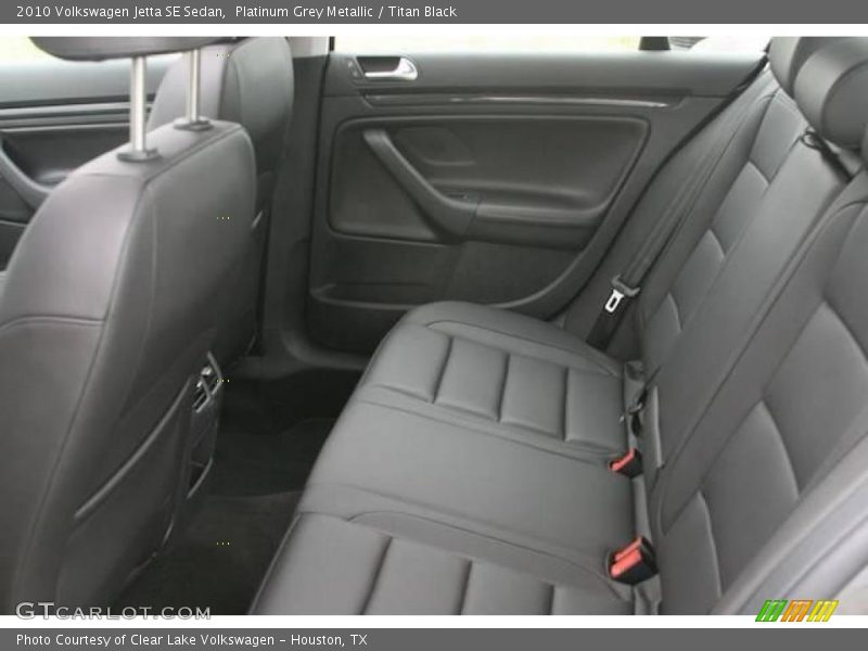 Platinum Grey Metallic / Titan Black 2010 Volkswagen Jetta SE Sedan