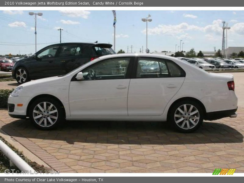 Candy White / Cornsilk Beige 2010 Volkswagen Jetta Wolfsburg Edition Sedan