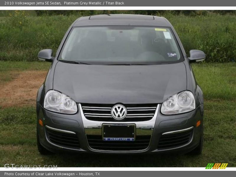 Platinum Grey Metallic / Titan Black 2010 Volkswagen Jetta SE Sedan