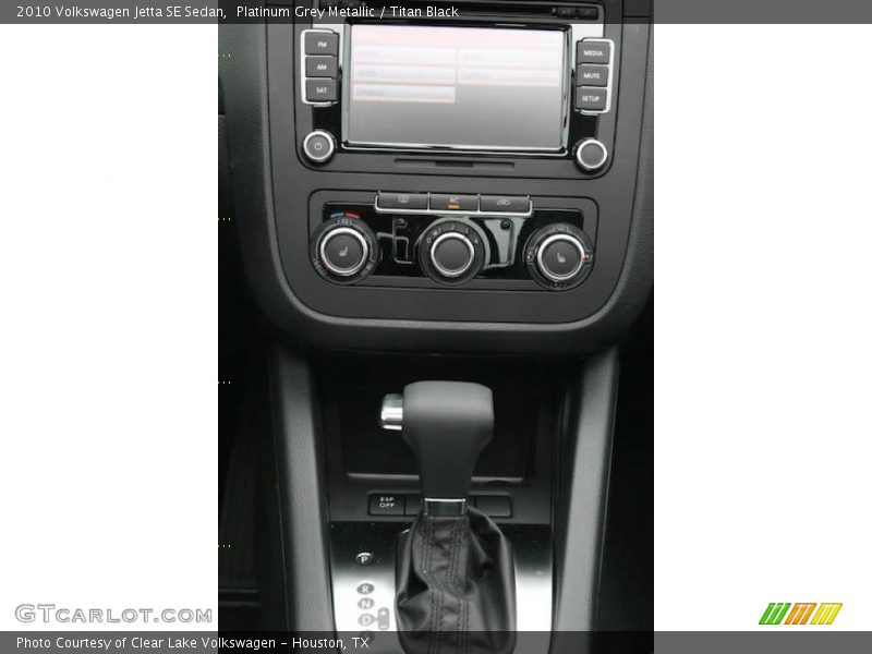Platinum Grey Metallic / Titan Black 2010 Volkswagen Jetta SE Sedan