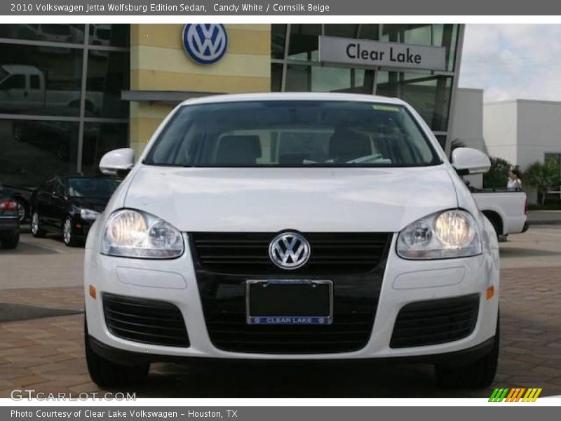 Candy White / Cornsilk Beige 2010 Volkswagen Jetta Wolfsburg Edition Sedan