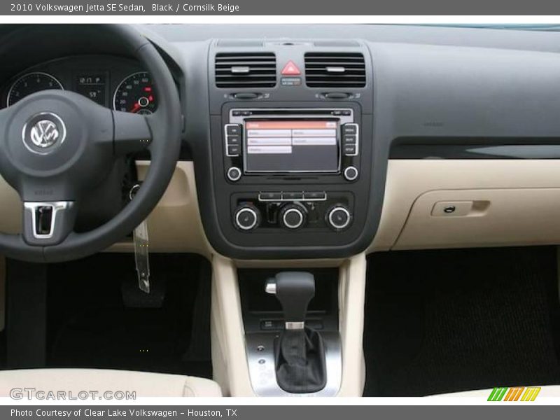 Black / Cornsilk Beige 2010 Volkswagen Jetta SE Sedan