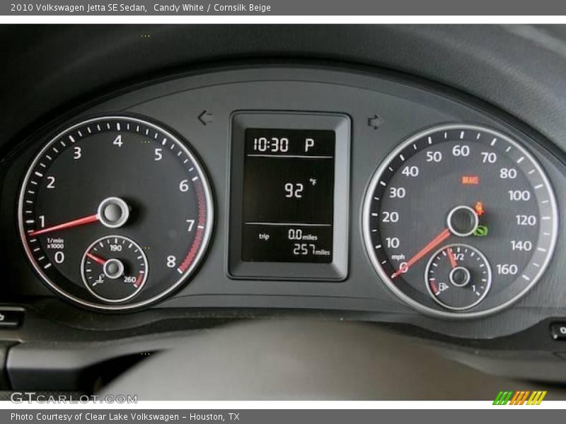 Candy White / Cornsilk Beige 2010 Volkswagen Jetta SE Sedan