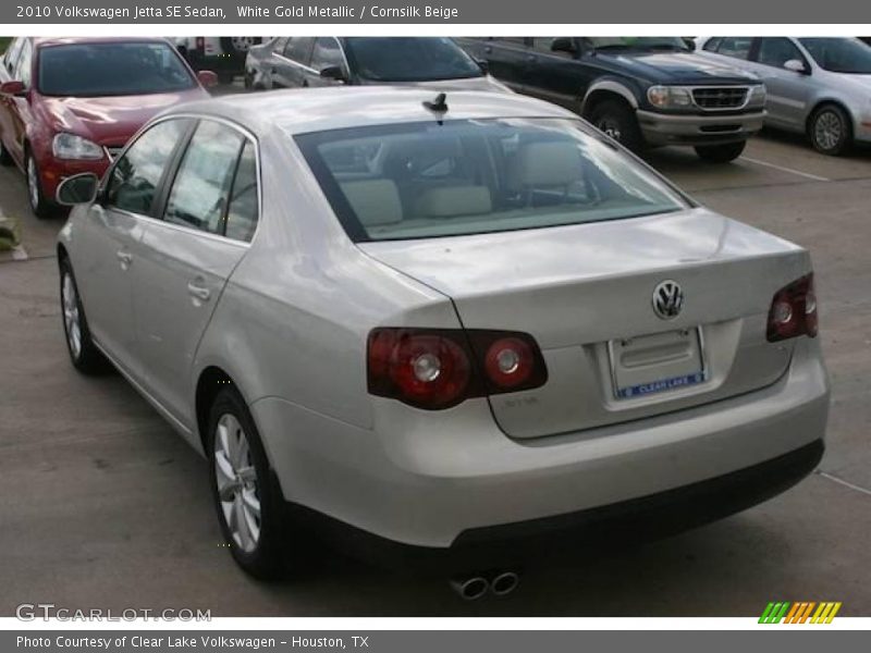 White Gold Metallic / Cornsilk Beige 2010 Volkswagen Jetta SE Sedan