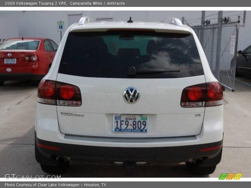 Campanella White / Anthracite 2009 Volkswagen Touareg 2 VR6