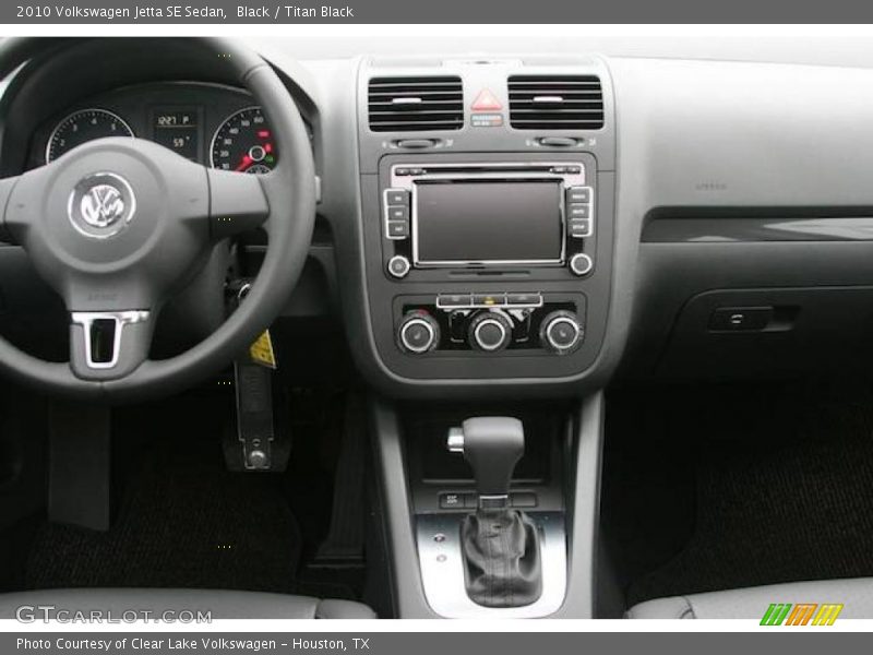 Black / Titan Black 2010 Volkswagen Jetta SE Sedan