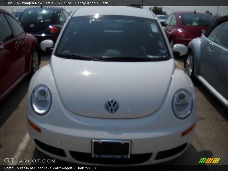 Candy White / Black 2009 Volkswagen New Beetle 2.5 Coupe