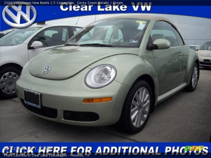 Gecko Green Metallic / Cream 2009 Volkswagen New Beetle 2.5 Convertible