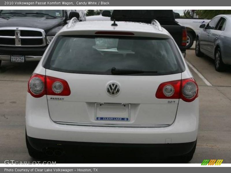 Candy White / Black 2010 Volkswagen Passat Komfort Wagon