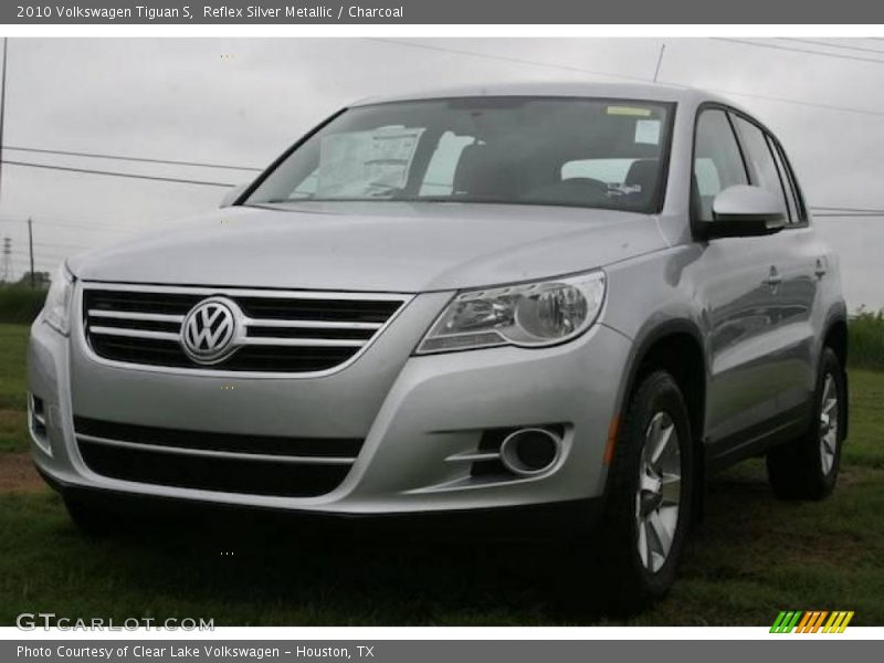 Reflex Silver Metallic / Charcoal 2010 Volkswagen Tiguan S