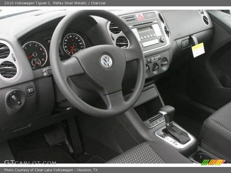 Reflex Silver Metallic / Charcoal 2010 Volkswagen Tiguan S
