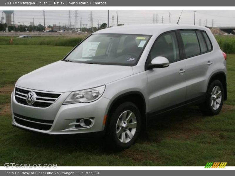 Reflex Silver Metallic / Charcoal 2010 Volkswagen Tiguan S