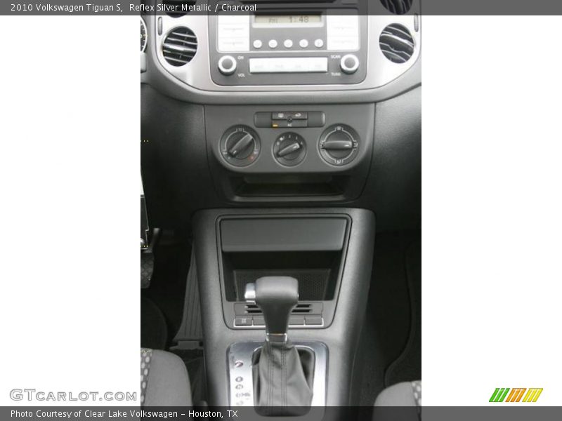 Reflex Silver Metallic / Charcoal 2010 Volkswagen Tiguan S