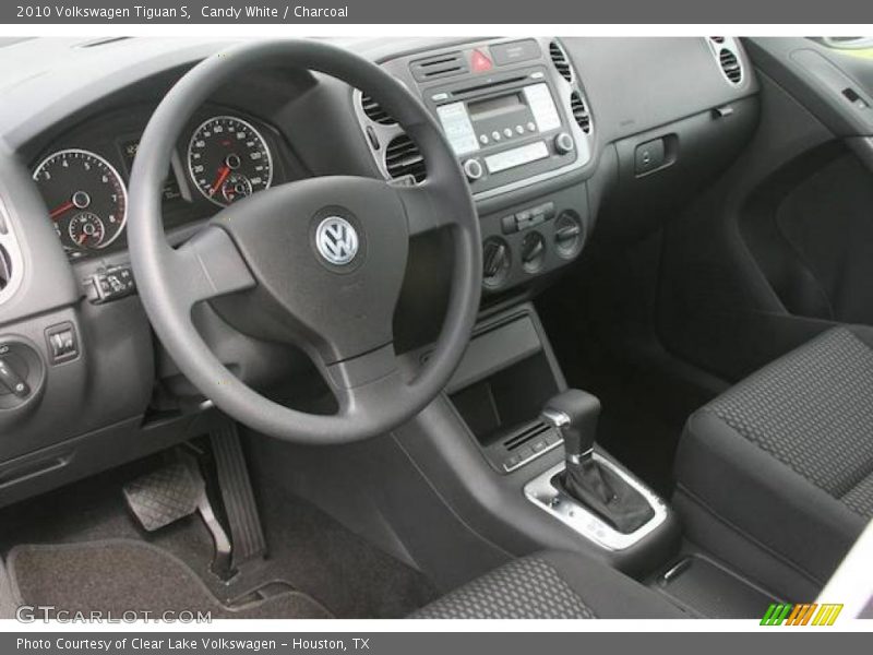 Candy White / Charcoal 2010 Volkswagen Tiguan S