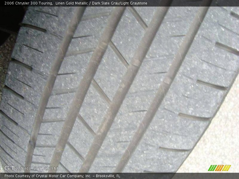 Linen Gold Metallic / Dark Slate Gray/Light Graystone 2006 Chrysler 300 Touring