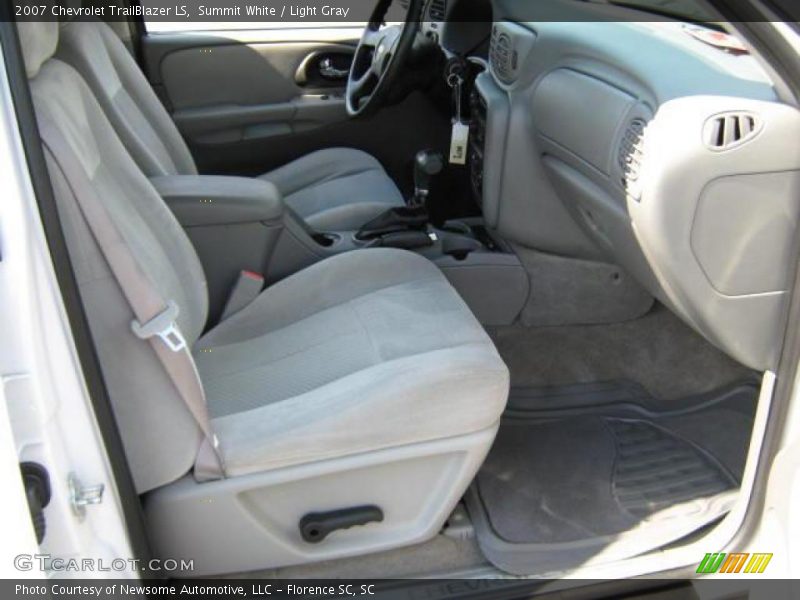 Summit White / Light Gray 2007 Chevrolet TrailBlazer LS