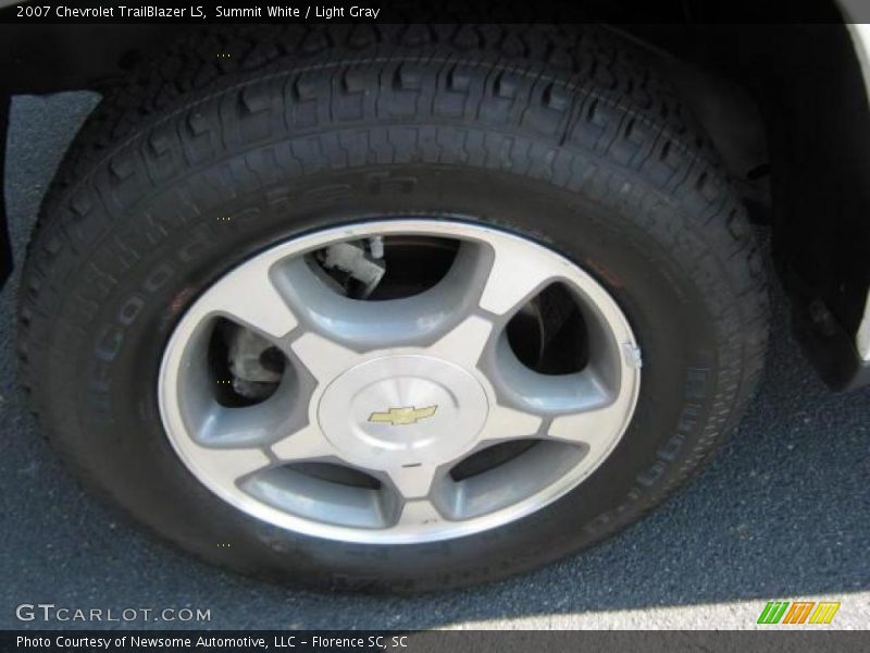Summit White / Light Gray 2007 Chevrolet TrailBlazer LS