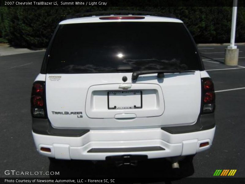 Summit White / Light Gray 2007 Chevrolet TrailBlazer LS