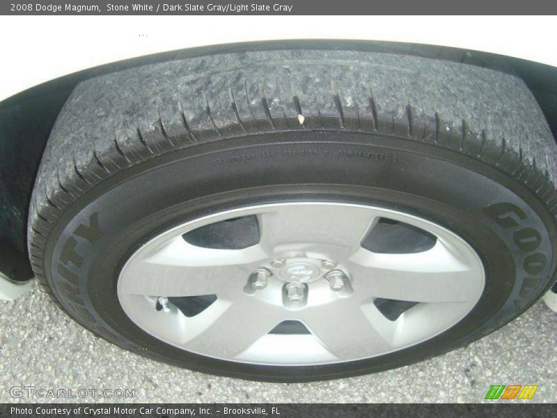 Stone White / Dark Slate Gray/Light Slate Gray 2008 Dodge Magnum