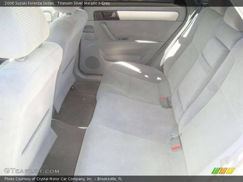 Titanuim Silver Metallic / Grey 2006 Suzuki Forenza Sedan