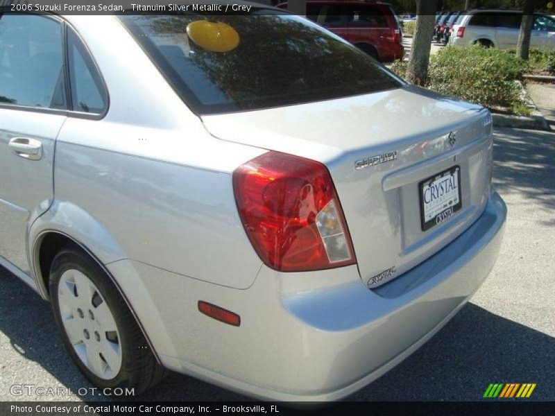 Titanuim Silver Metallic / Grey 2006 Suzuki Forenza Sedan