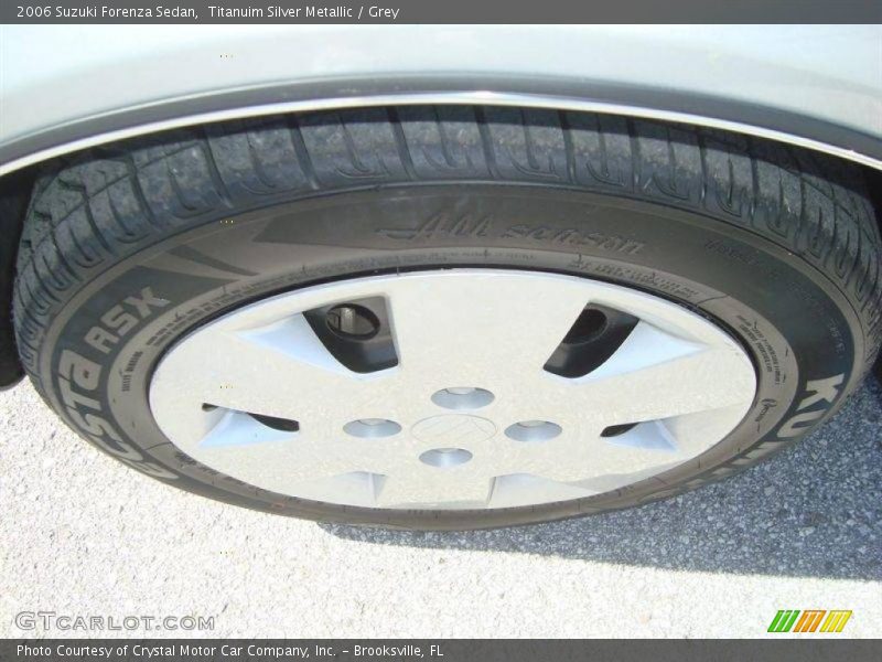 Titanuim Silver Metallic / Grey 2006 Suzuki Forenza Sedan