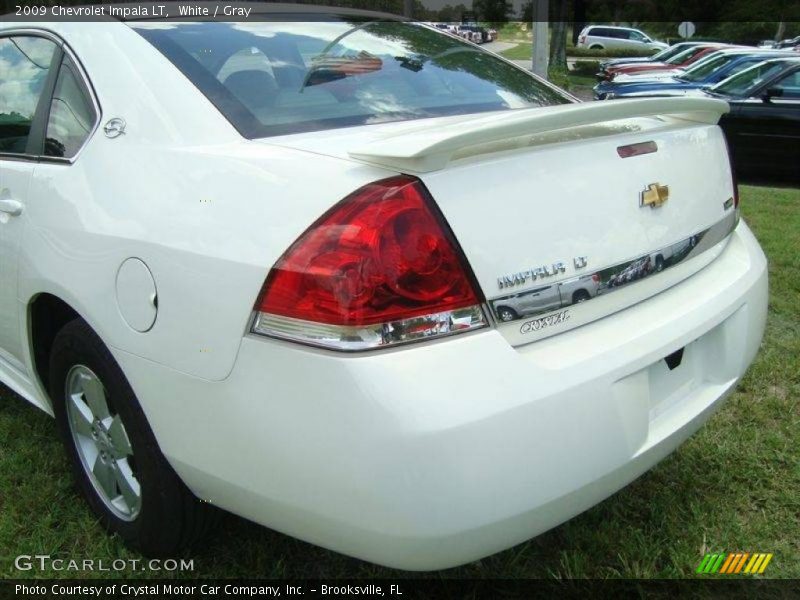 White / Gray 2009 Chevrolet Impala LT