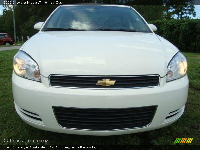 White / Gray 2009 Chevrolet Impala LT